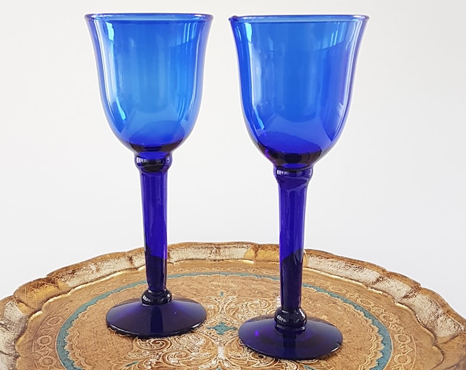 Blown Glass Tall Wine Glasses, Set of 2