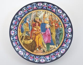 Wedgwood King Arthur Crowned King Bone China Collector Plate