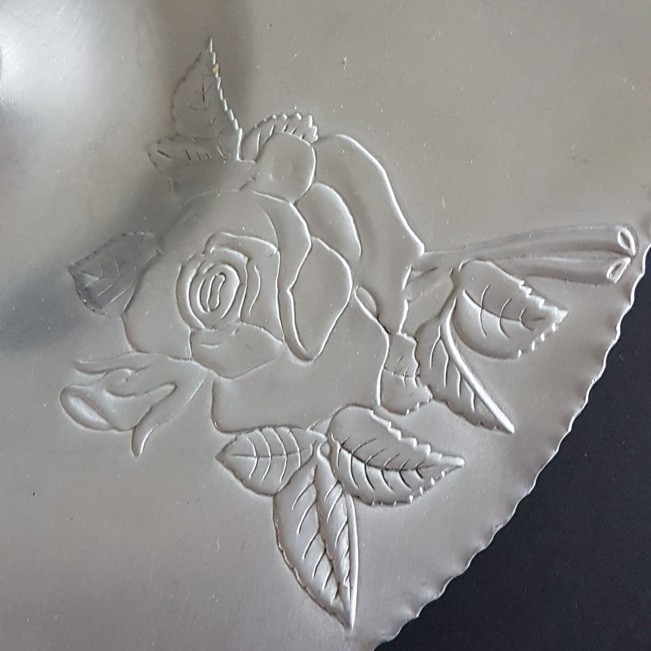 Hammercraft Aluminum Hammered 2 Tiered Cake Stand, Rose Pattern, Hand