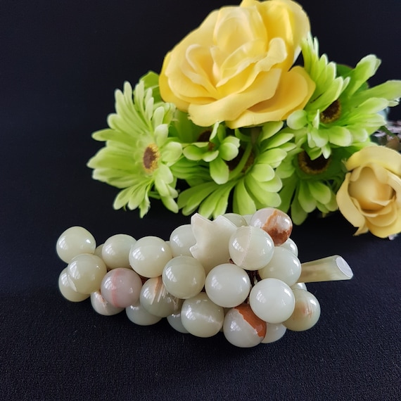 Vintage Carved Onyx Grape Cluster - Mid-Century Stone Fruit Decor