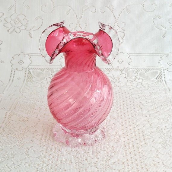 Hand Blown Glass Cranberry Swirl Rossi Art Glass Vase - 9 Inch