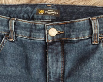 Lee Petite Relaxed Fit Size 16 Straight Leg High Rise Jeans