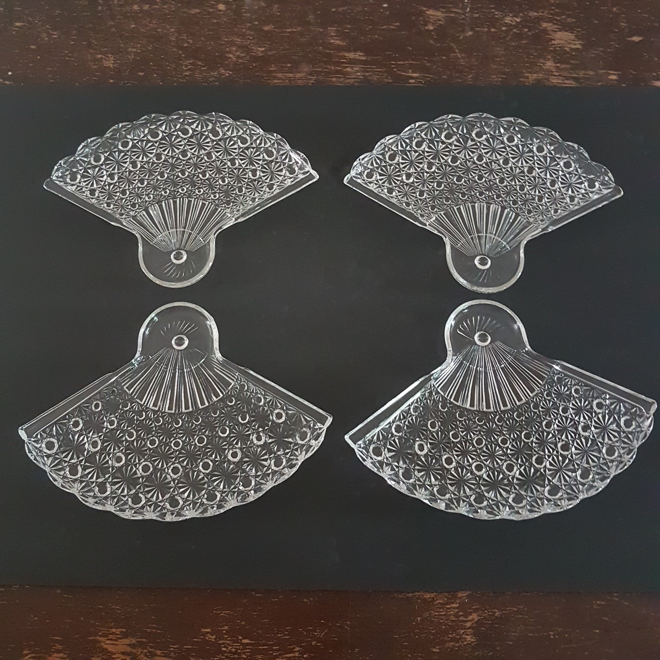 Hand Fan Plate Set of 4, Anchor Hocking Daisy & Buttons, Fan Shaped Clear Glass Snack or