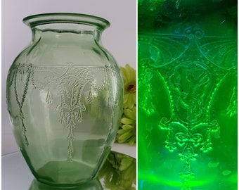 Anchor Hocking Green Depression Glass Vase, 8 inch, CAMEO, DANCING GIRL or Ballerina, 1930s