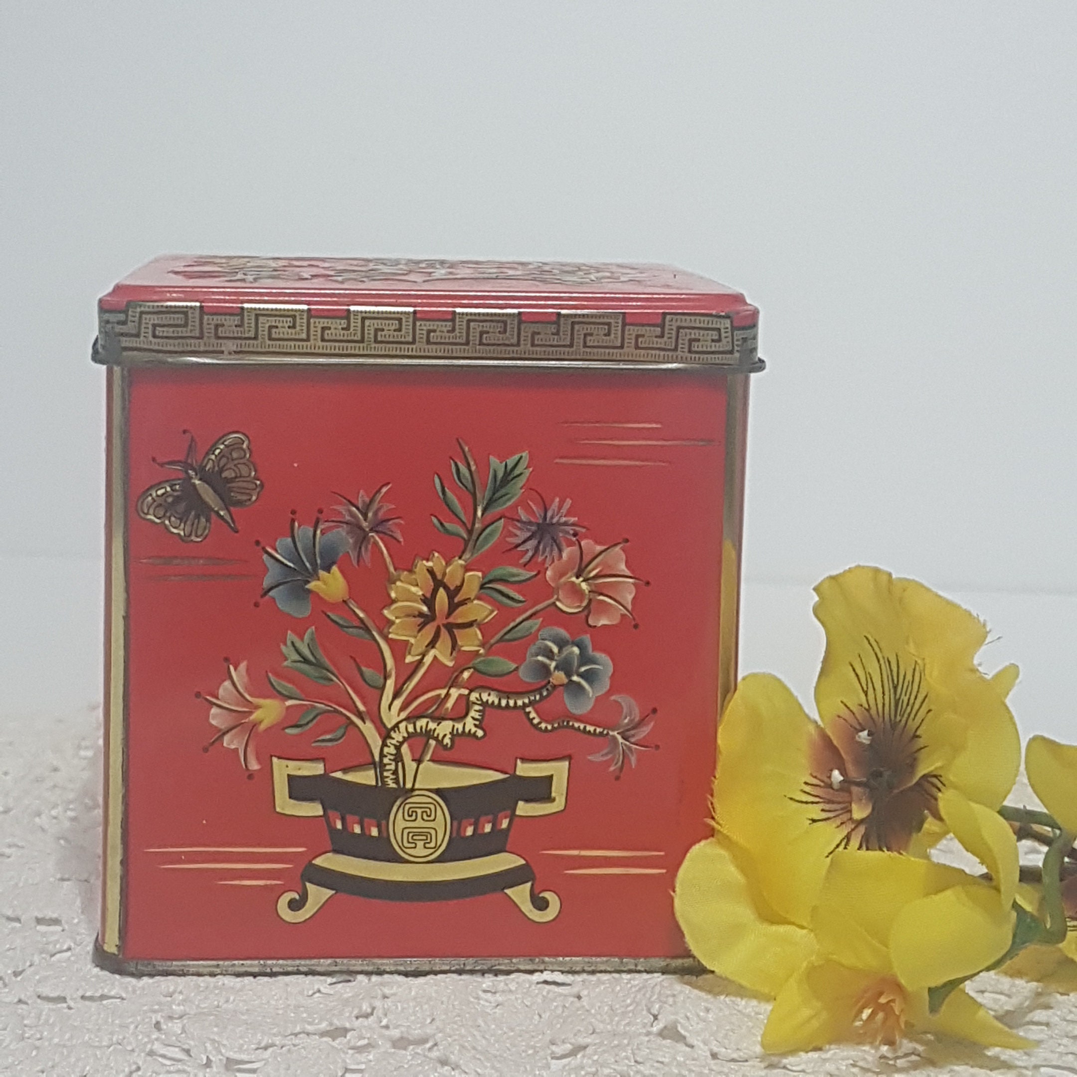 Vintage Red Grace Baret Ware Biscuit Tin Can, Asian Oriental, Red Small