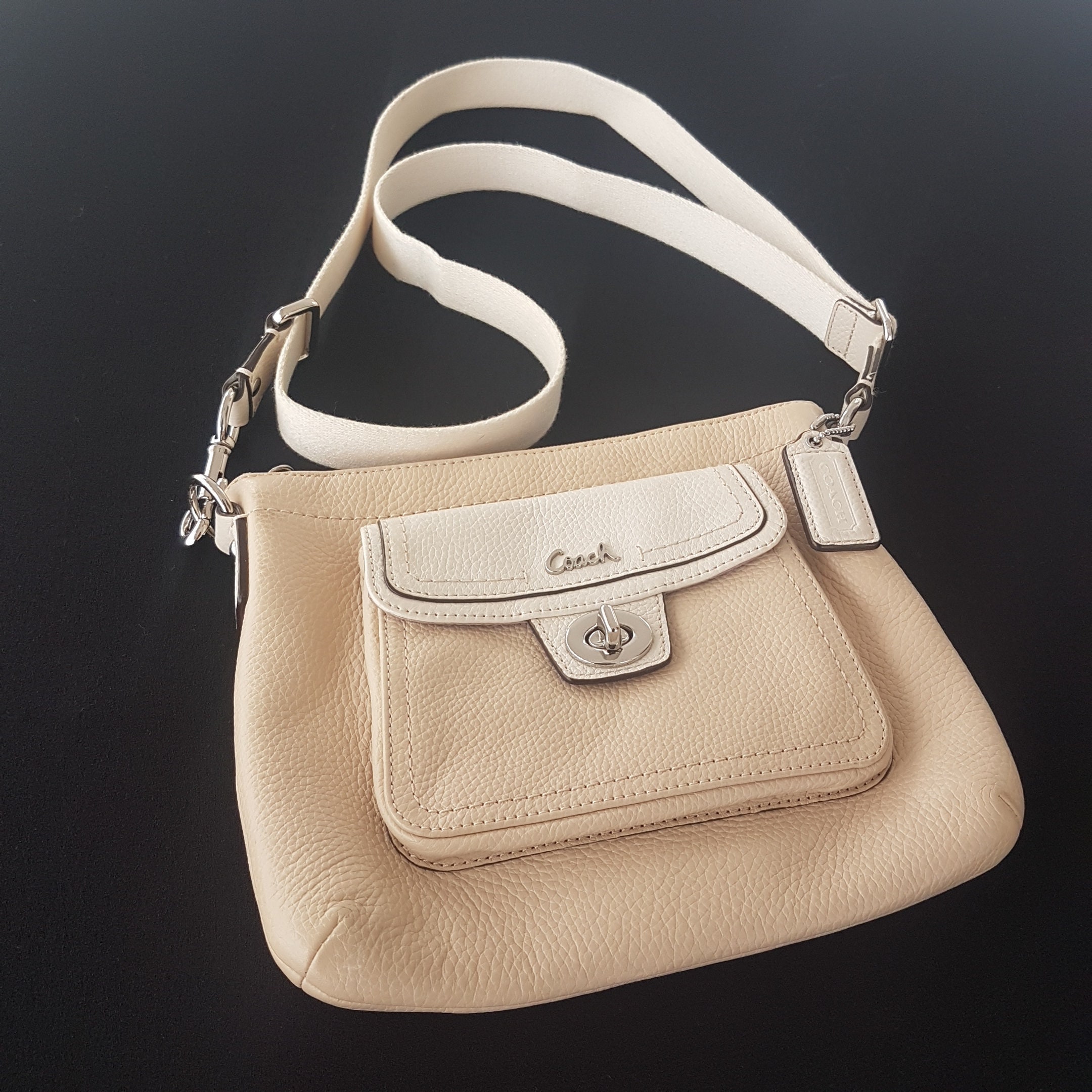 Coach tan crossbody bag hotsell