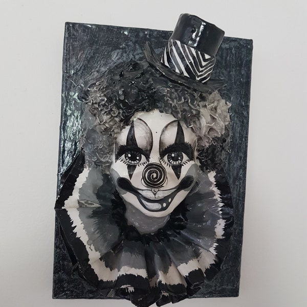 Clown en papier mâché, art folklorique mexicain, plaque de clown noire et blanche à accrocher au mur vintage, 8,5 x 6 pouces, signée par l'artiste