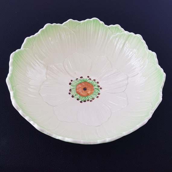 Vintage Buttercup Serving Bowl 1950s English Majolica Pottery Flower Decorative