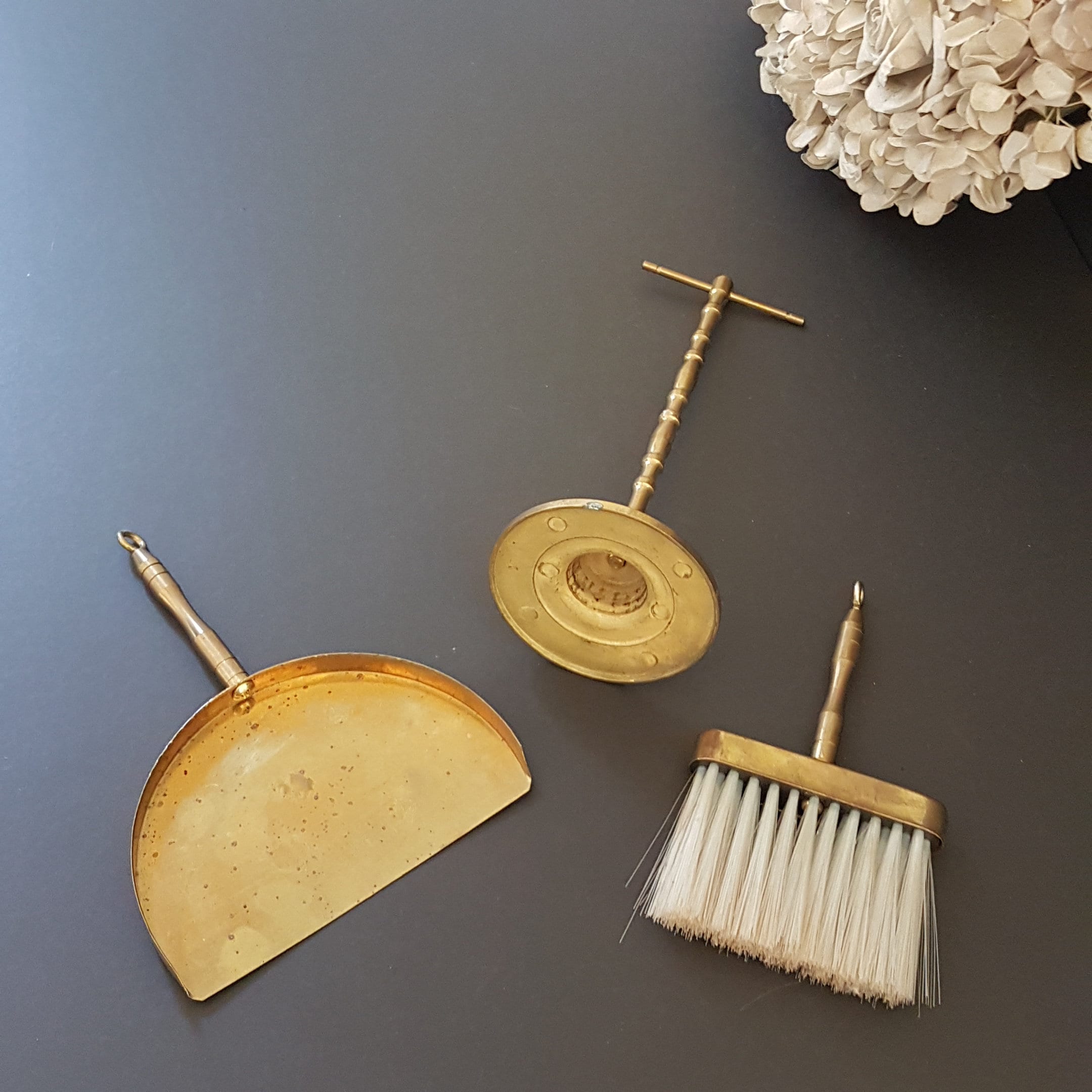 Pantry Table Crumb Brush – Farmhouse Pottery