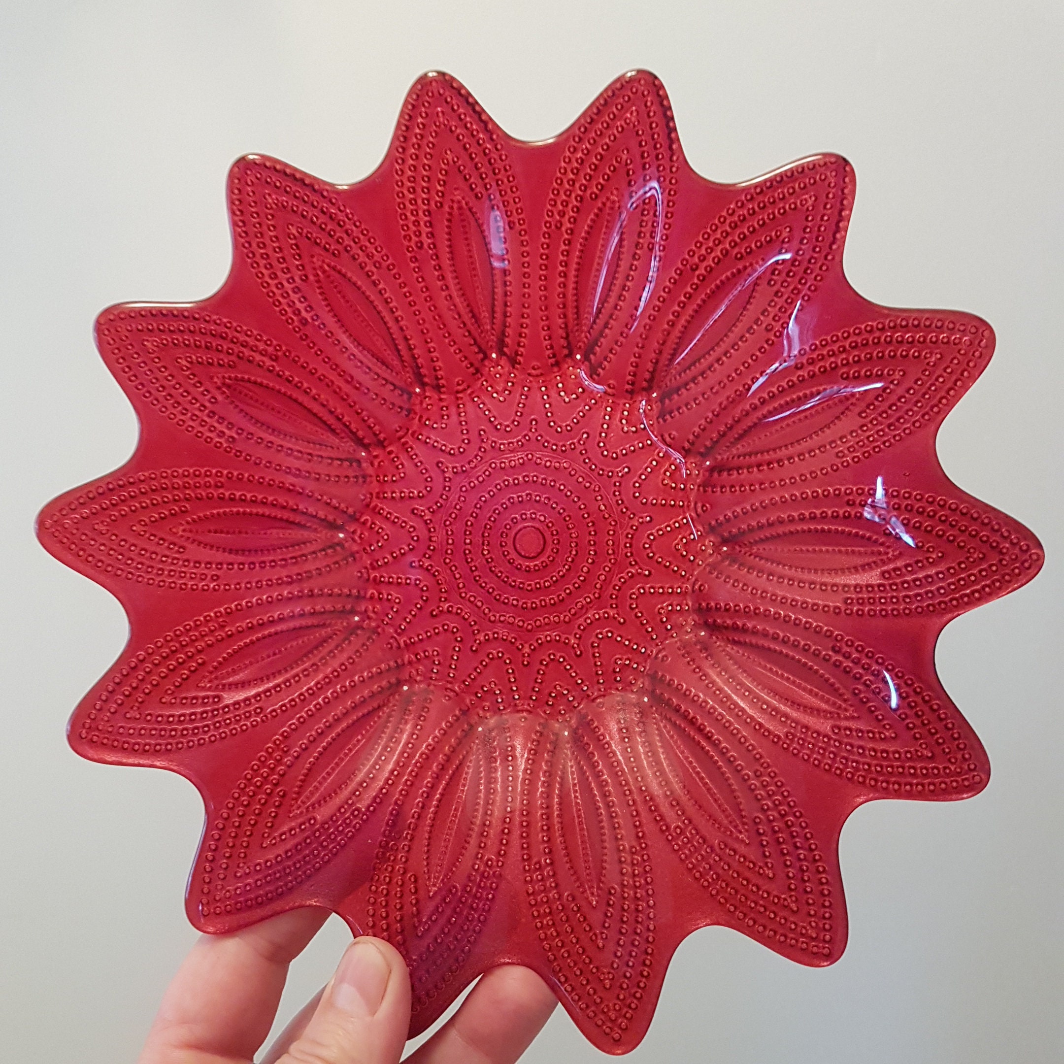 Pair of Red Pink Pressed Glass Flower Shaped Plates, Sunburst Shape, Vintage Glass Side Plates
