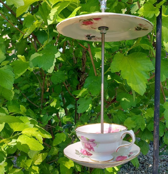Hanging Stainless Steel Pink Floral Teacup Bird Feeder Vintage Bone China Garden Art Decor
