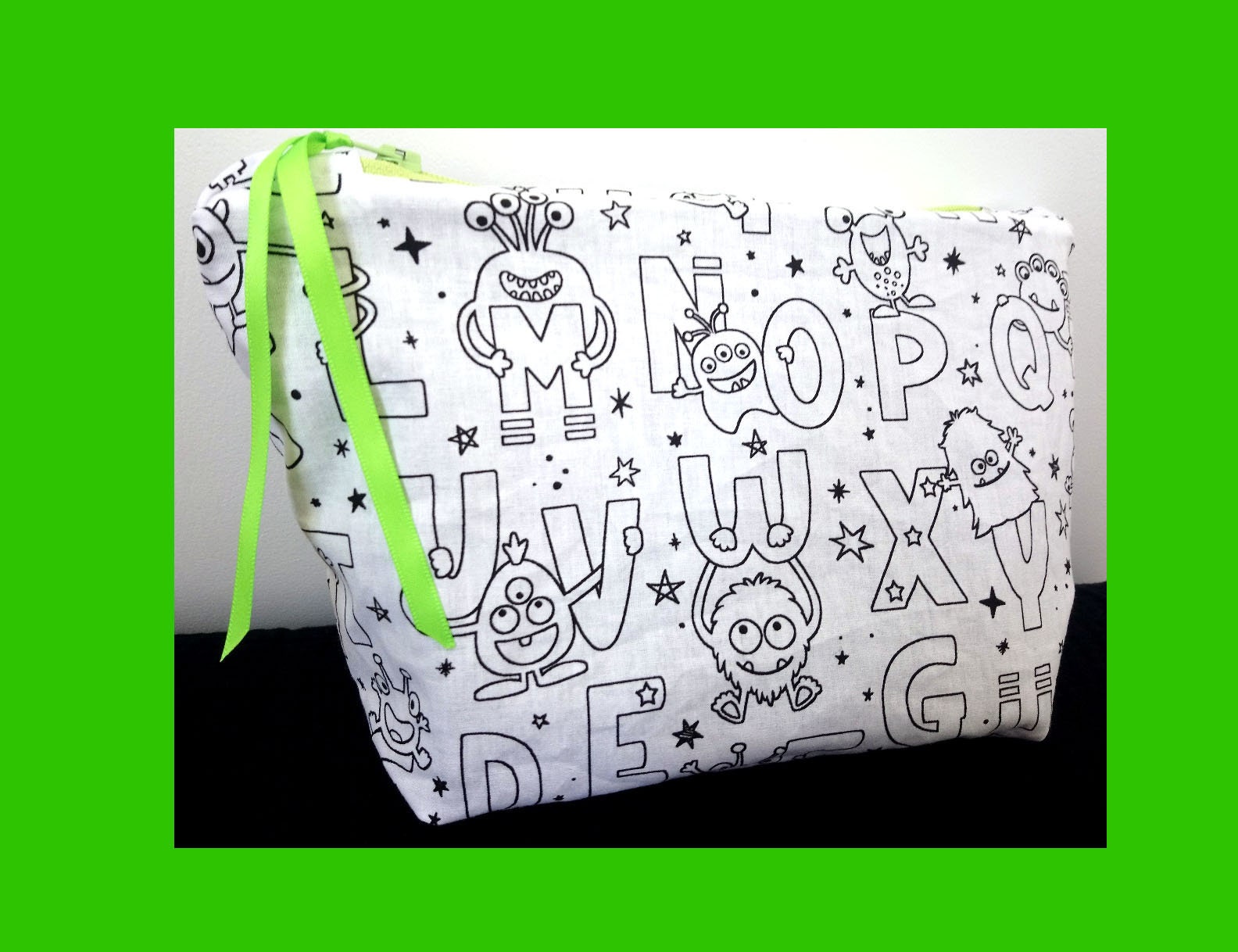 Trousse Fun École Tissu Alphabet à Colorier.