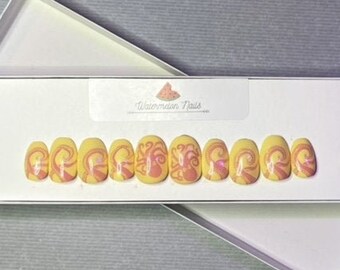 Pastel Yellow and Pink Octopus Short Oval Press-On Nails, Gel Acrylic Nails