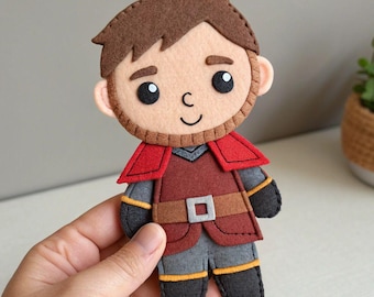 Felt Knight - Small Sewing Project, Plushie Pattern