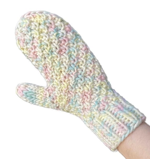 Bulky Yarn Simple Mittens Knitting Pattern EASY MOSS MITTENS
