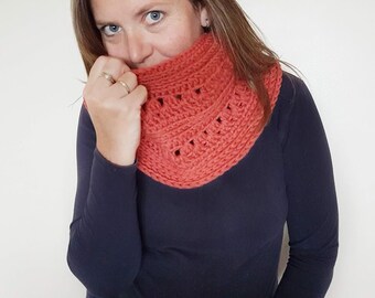 The Chelsea Cowl - scarf - crochet pattern - printable PDF - US & UK crochet terms.