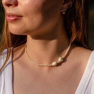 Freshwater pearl necklace with ceramic hearts, Pearl choker, Boho necklace with adjustable length, Summer necklace, Perfect gift for girl