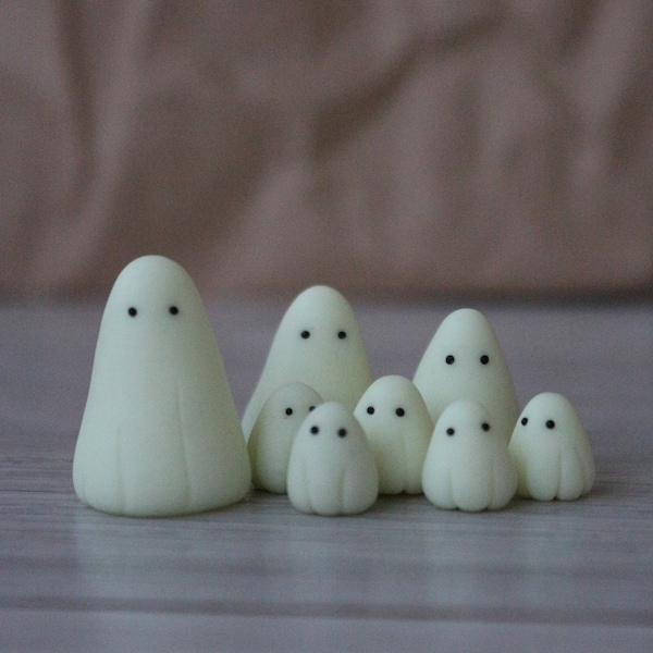 Tiny Ghost, Spooky Gift, Polymer Clay Ghost, Miniature Ghost, Cute Small Gift, Pet Glow in the Dark