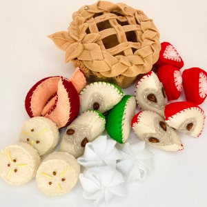 Build Your Own Felt Pie, Play Felt Food, Play Kitchen, Play Bakery, Montessori Learning, Felt Pie Set, Felt Play Food, Child Photo Prop