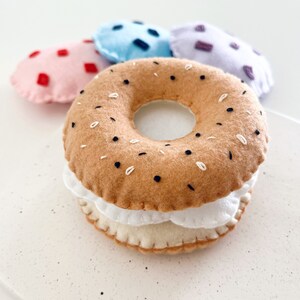 Felt Bagel With Assortment Of Cream Cheeses, Everything Bagel, Play Food, Felt Food, Play Kitchen, Play Bakery, Customized Toys, Montessori