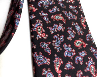 Vintage Necktie - Black Paisley by Windsor - Designer Neckwear | Menswear | Men's Fashion | Gift for Him | Gift for Husband | Gift for Dad