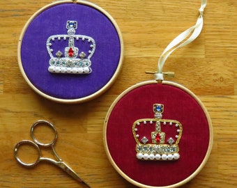 Goldwork Embroidery Kit Coronation Crown Kit. Contains all materials, detailed instructions. Ideal for beginners. DIY Embroidery Kit.