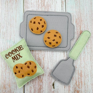 Felt play food - Chocolate Chip Cookie Baking Set - Pretend Play cookies - felt play food