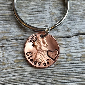 Class of 2025, Graduation Keychain, , Graduation Gift, Penny Keychain, Graduation Gift for Him, Graduation Gift for Her, Graduation Cap