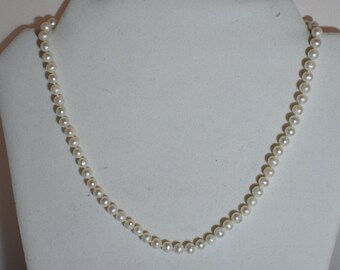 Genuine freshwater pearls Golden statement necklace with toggle clasp Gold filled R\u00eave necklace gold Small pearls