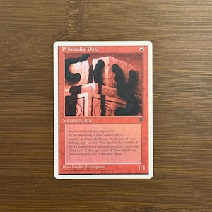 Error de fábrica: Moco primordial – Crónicas de Magic the Gathering (1995) – Esquinas mal cortadas