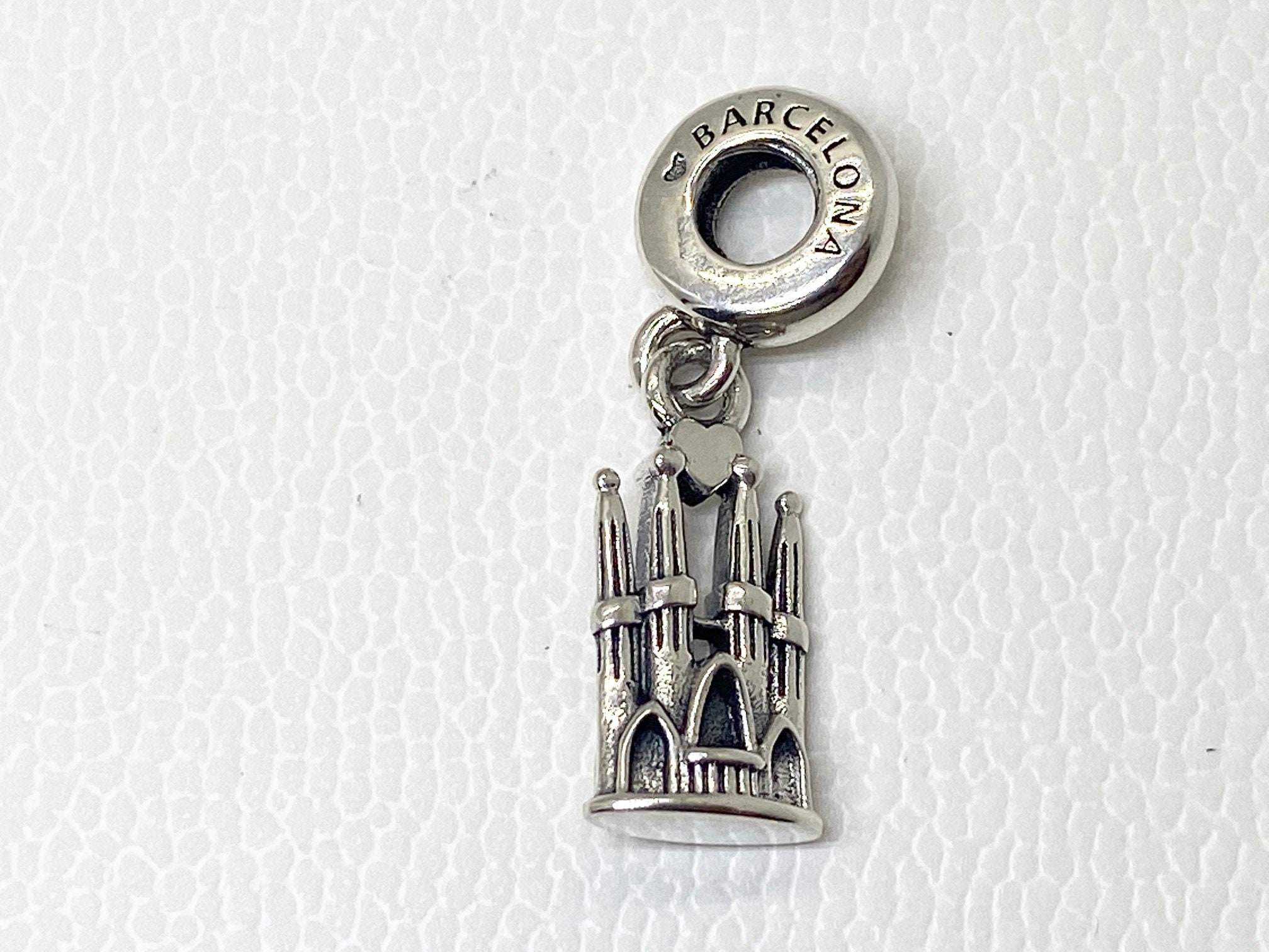Sagrada familia pandora charm discount