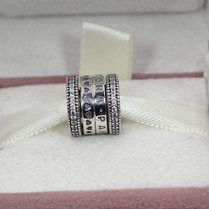 Spinning hearts of pandora charm clearance