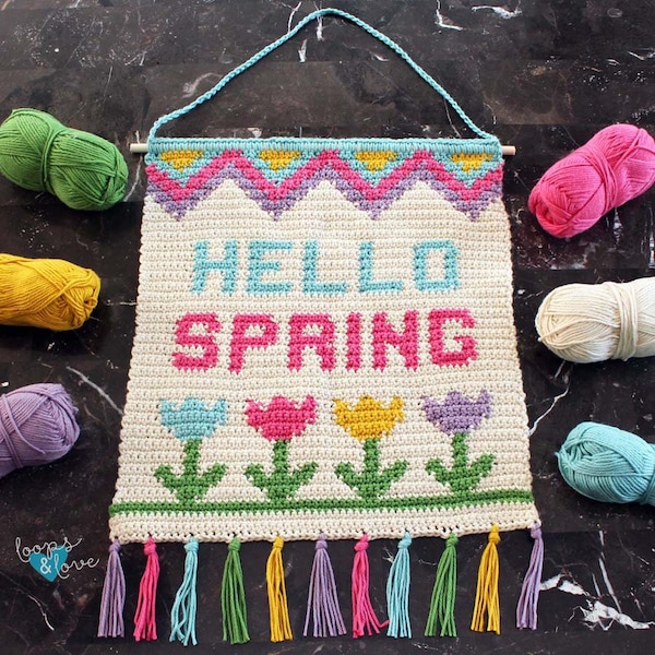 Spring Wall Hanging | Hello Spring Wall Hanging | Crochet Wall Hanging Pattern | Crochet Home Décor | Tapestry Crochet Wall Hanging