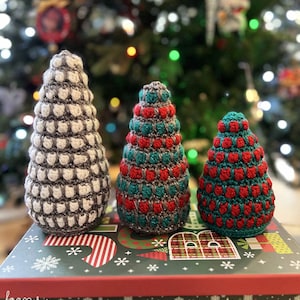 Easy Crochet Christmas Tree | Crochet Christmas Tree Pattern | Holiday Crochet Pattern