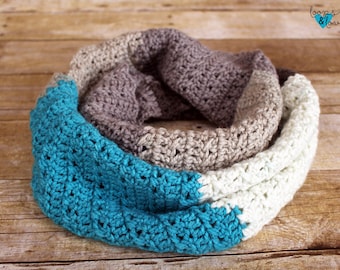 Criss Cross Stitch Infinity Scarf|Crochet Scarf| Crochet Cowl| Crochet Infinity Scarf| Scarf Crochet Pattern