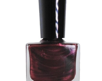 Bodacious Iridescent Hallonrött Nagellack: Veganskt, 5-Free