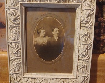 Okd vintage 1900s picture in newer frame