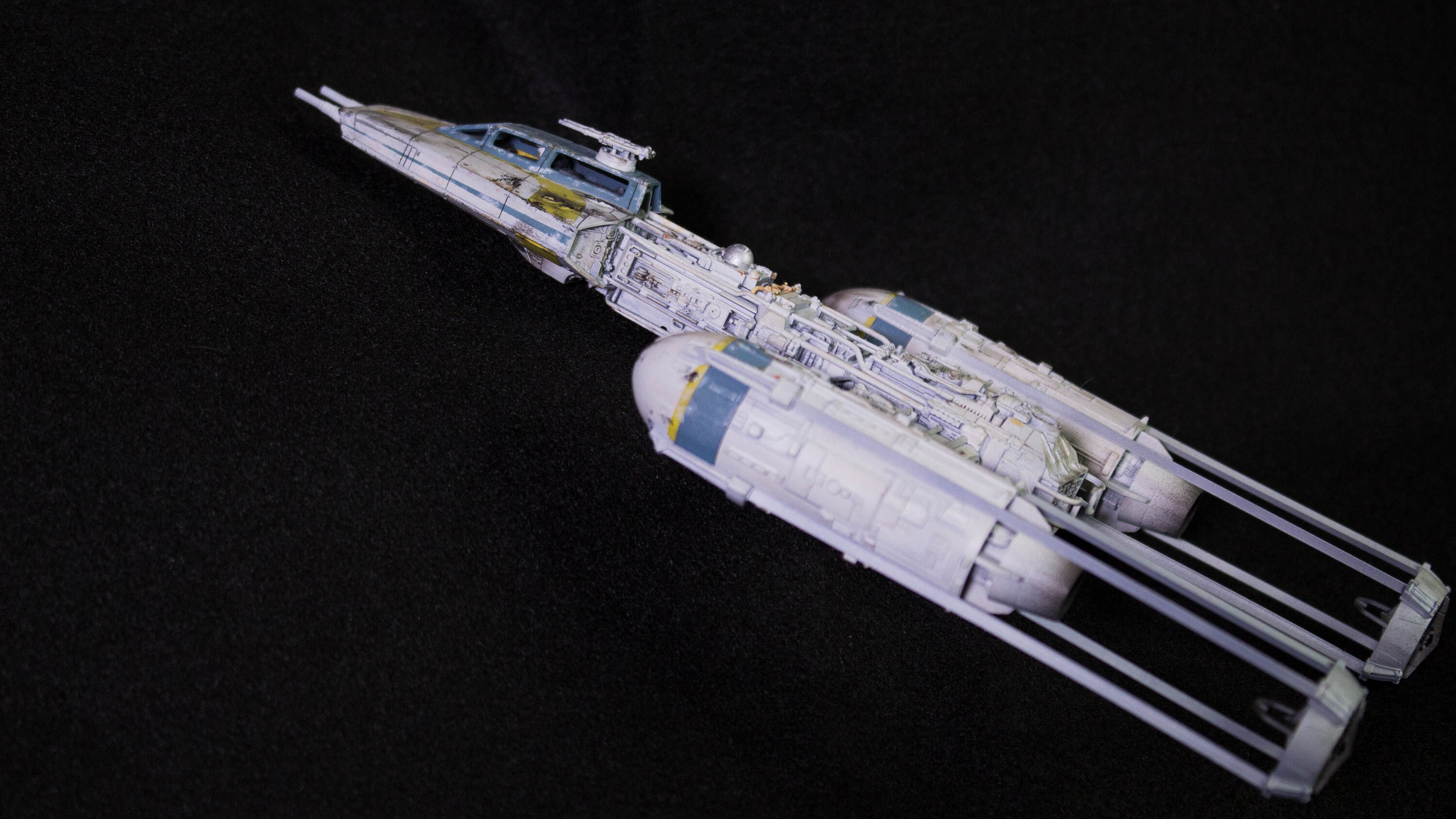 日*1様 【未開封】Y-Wing Fighter スター・ウォーズ s-l400.jpg
