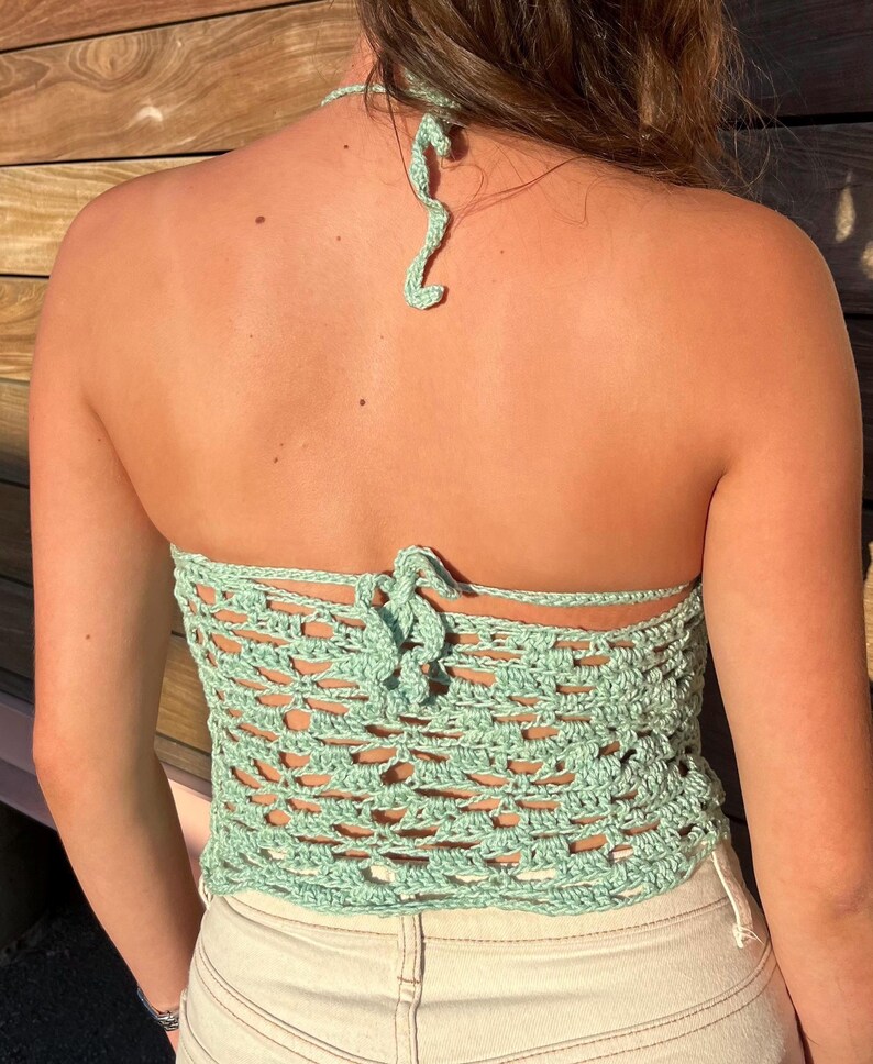 Artistic Gradient Knit Halter Top with Mesh Overlay