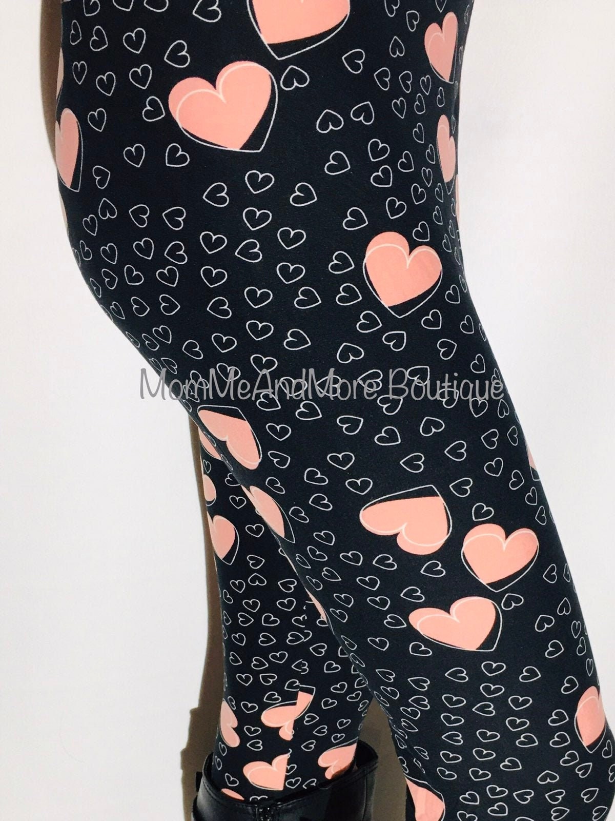 NEW OS/PLUS Womens Valentines Day Pink Heart Leggings, Soft Yoga Pants,  Black/pink 