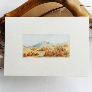 Cartão pintado à mão. Cartão de Paisagem de Outono. Cartão de Ação de Graças. Mini Pintura de Paisagem em Aquarela.
