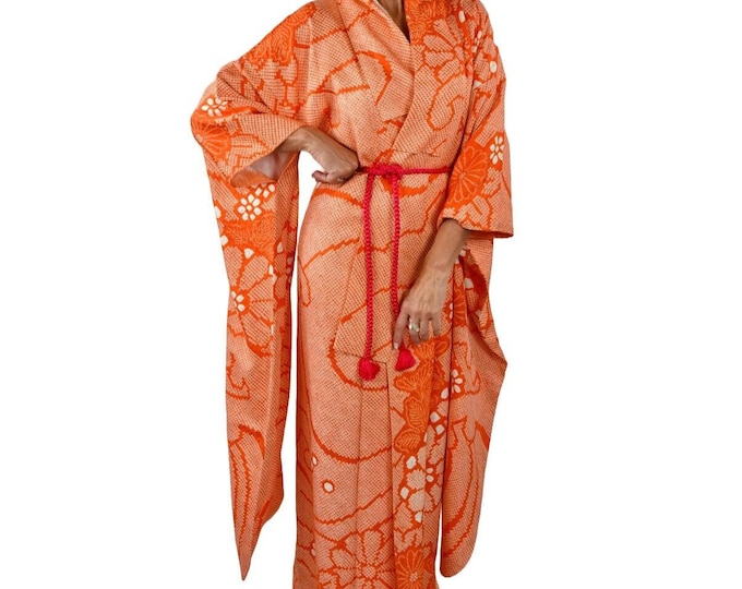 High-Class Furisode Kimono  / cleaned Vintage / silk Kimono / Japan Lover / handmade Shibori Batik / Wearable Art / orange