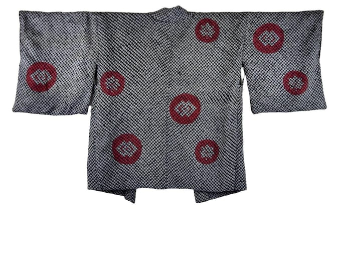 Japanese stylish Kimono Jacket in black and red Shiori Batik, Haori, Silk Kimono Jacket,  ships from Germany