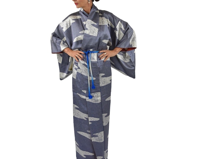 Japanese Kimono Robe in greyish blue, Rinzu silk including silk belt