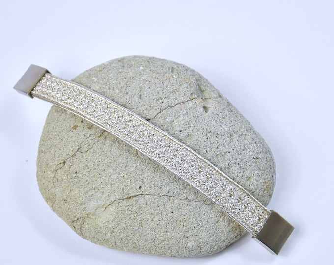 Bracelet "Tsuki" Silver Moon, Japanese Vintage Obijime Accessory, Wabi Sabi Silk Bangle, Kumihimo Bracelet made with braided Obijime, 