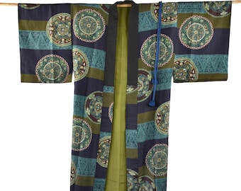 Japanese Nagajyuban Kimono with beautiful motif for him or her,  present for fathers Day and Japanlovers, Antique