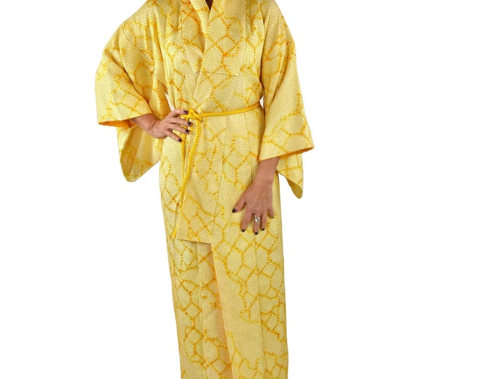 High-Class Kimono silk, yellow-white,  Japanese  Handcraft, Shibori Batik, completely handsewn, Wearable Art