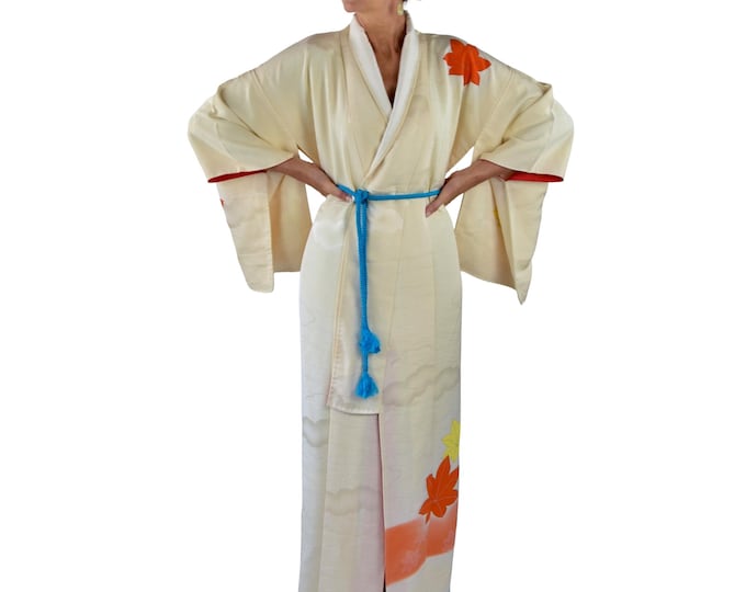 Japanese Vintage Kimono Robe / Beige / elegant dressing gown / Lounge Wear / including Silk Belt
