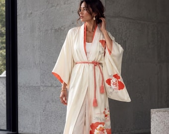 Kimono Robe made of Japanese silk including silk belt / Creme colored gown