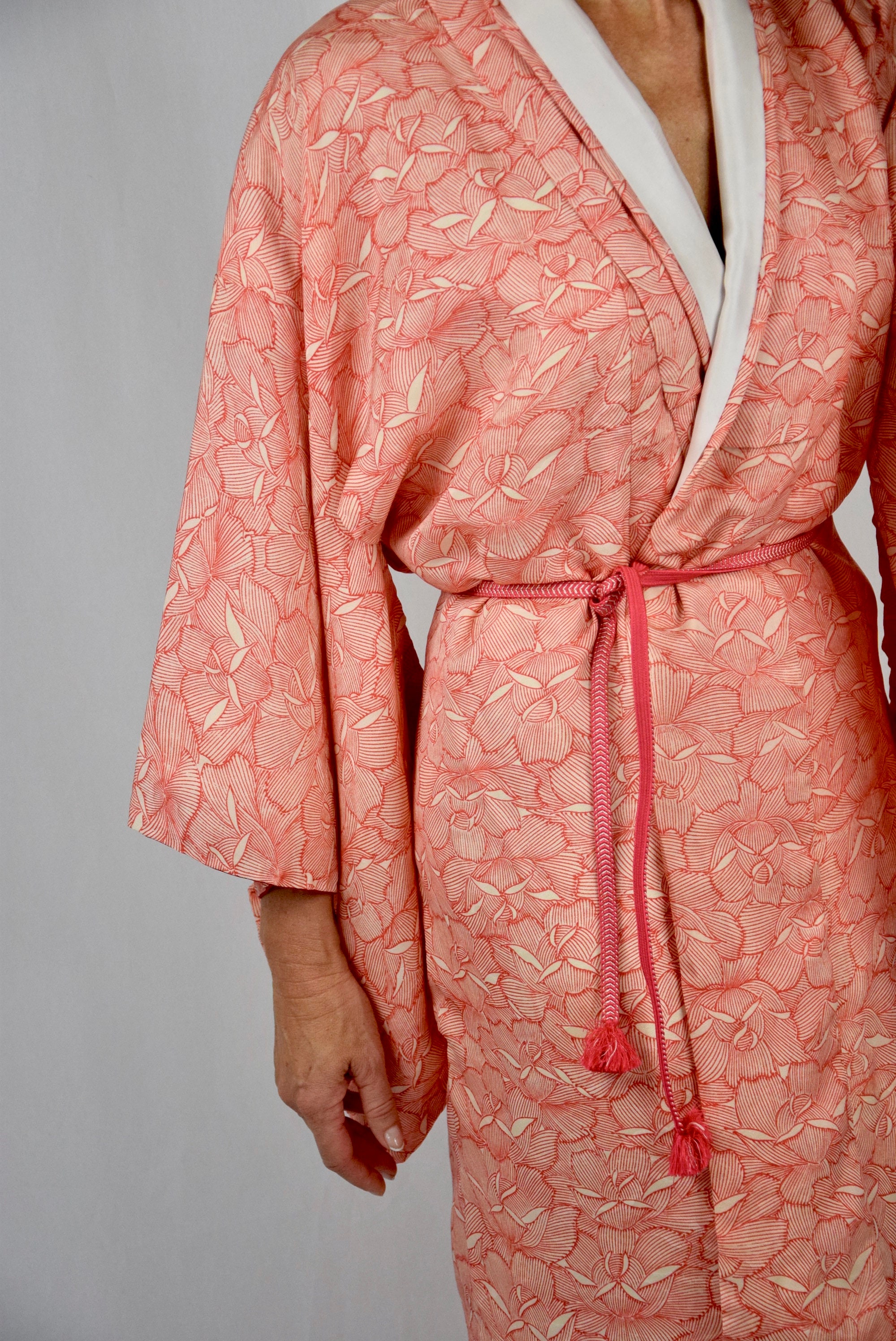 Japanese Vintage Kimono Robe Silk pink with Orchids and silk Obijime